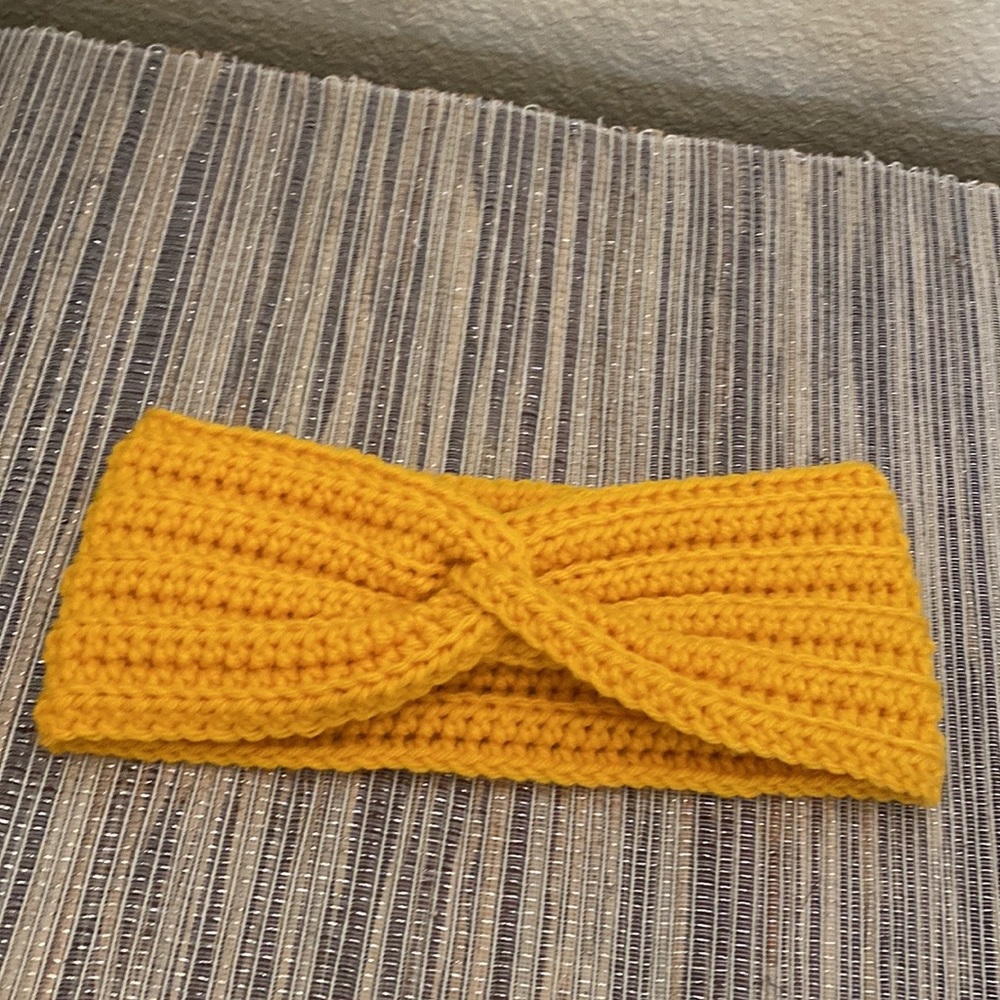 Crochet Twisted Headband/Ear-Warmer